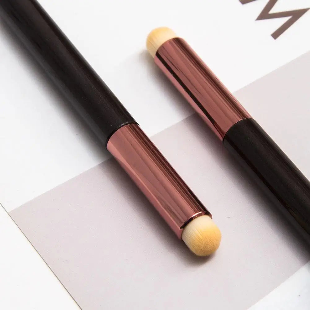 Upgrade Silicone Lip Brush Portable Round Head Lip Brush Professional Mini Concealer Smudge Brush With Cover Makeup Brush