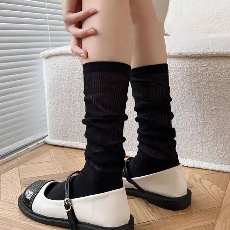 Women's Summer And Autumn Thin Mid Iength Socks Are Comfortable And Breathable Solid Color Simple Vertical Stripe Socks Trend