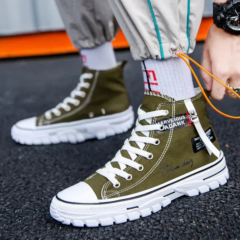 New high top breathable canvas shoes Korean version fashionable men's casual shoes student board shoes