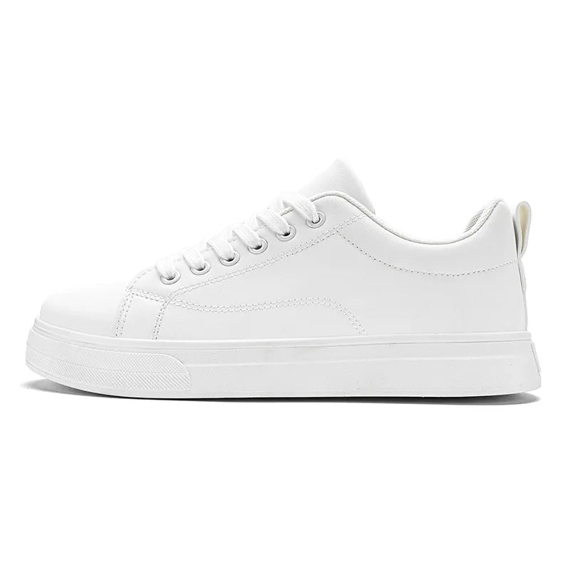New Spring and Autumn Men's Casual Board Shoes Trendy Student White Shoes, Fashionable Men's Single Shoes
