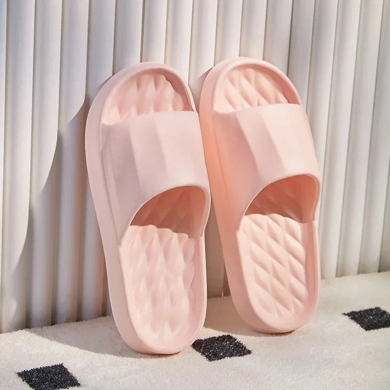 Summer Women's Slippers Cartoon Bear Indoor Soft Sole Comfortable Exquisite Slides Bathroom Anti-slip Beach Outdoor Leisure Shoe