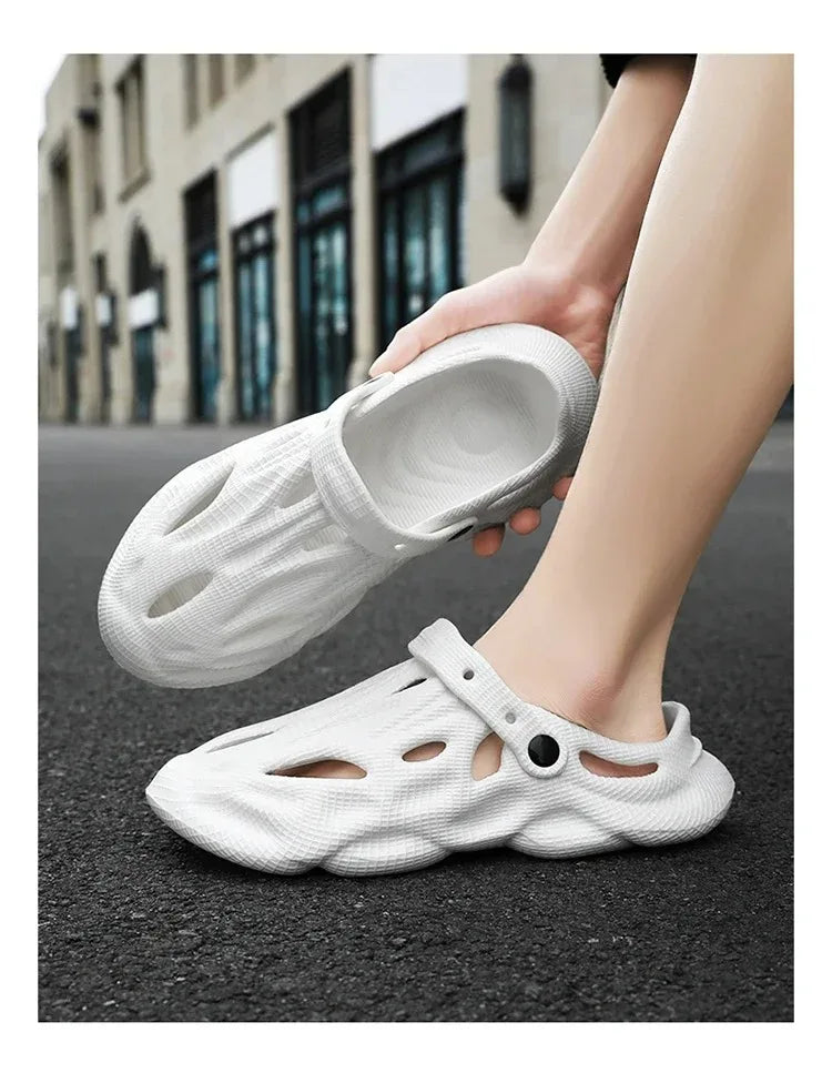 Summer Men Women Slippers Comfortable Outdoor Sandals Clogs Beach Slippers Flip Flops Indoor Home Slides Bathroom Shoes for Men