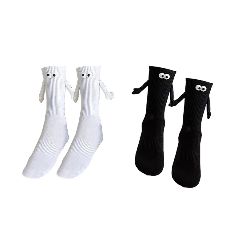 2 Pairs Hand Holding Socks Medium Tube Socks Men And Women's Trend Personalized Magnetic Suction Black And White Couple Socks
