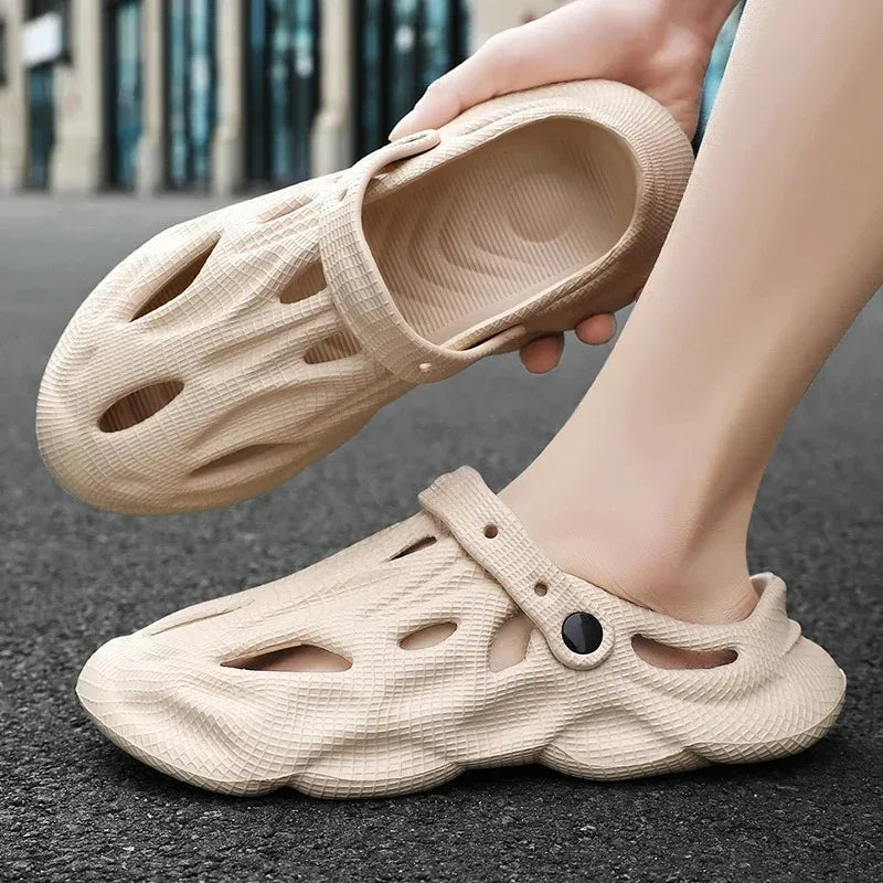 Summer Men Women Slippers Comfortable Outdoor Sandals Clogs Beach Slippers Flip Flops Indoor Home Slides Bathroom Shoes for Men