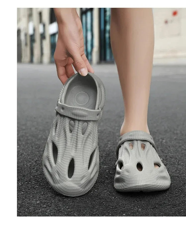 Summer Men Women Slippers Comfortable Outdoor Sandals Clogs Beach Slippers Flip Flops Indoor Home Slides Bathroom Shoes for Men