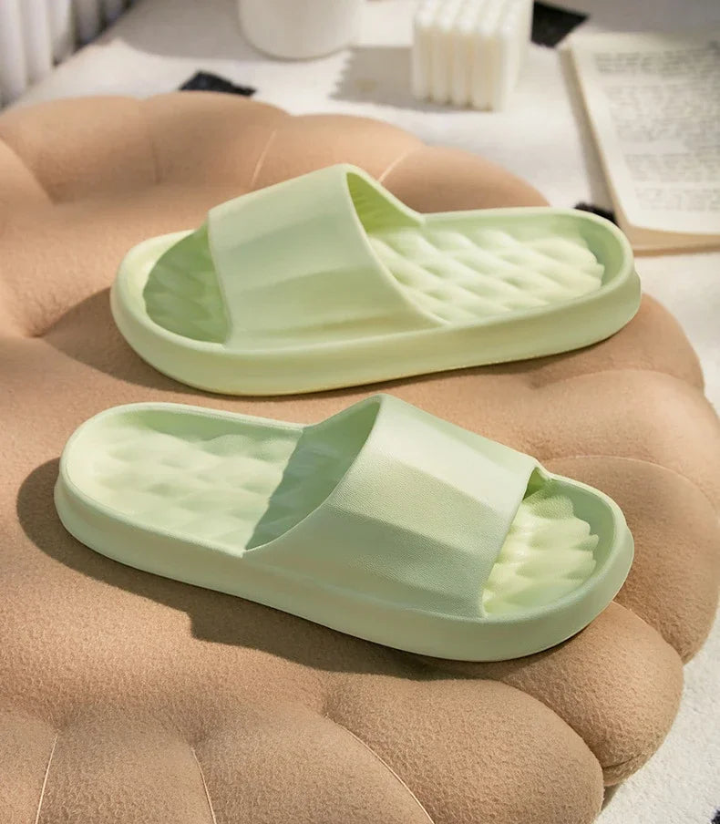 Summer Women's Slippers Cartoon Bear Indoor Soft Sole Comfortable Exquisite Slides Bathroom Anti-slip Beach Outdoor Leisure Shoe