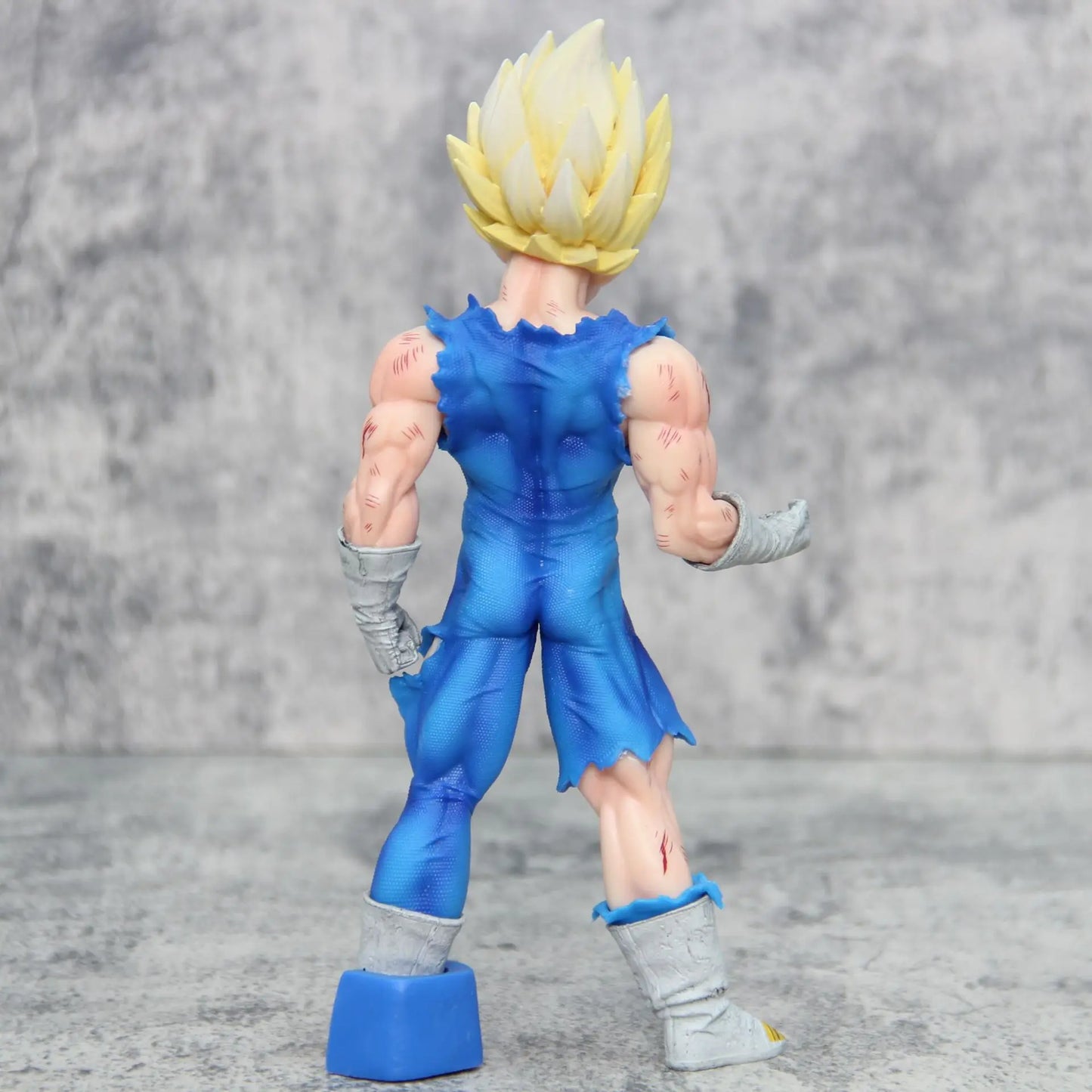 Dragon Ball Z Super Saiyan Prince Vegeta Figure Handpiece Magical Standing Posture Models Anime Ornaments