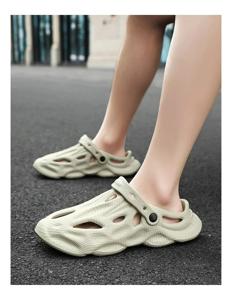 Summer Men Women Slippers Comfortable Outdoor Sandals Clogs Beach Slippers Flip Flops Indoor Home Slides Bathroom Shoes for Men