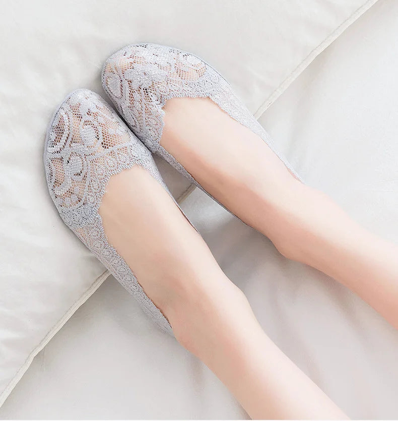 Socks For Women Summer Thin Fashion Lace Flower Invisible No Show Short Antiskid Ankle Socks Soft Boat Sock 5 Pairs