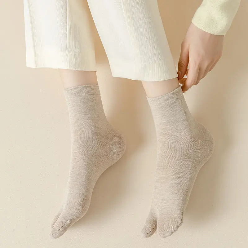 Japanese Men And Women's Summer Fiber Double Fingered Socks Flip-flops Sandals Split Breathable Independent Harajuku Fun Socks