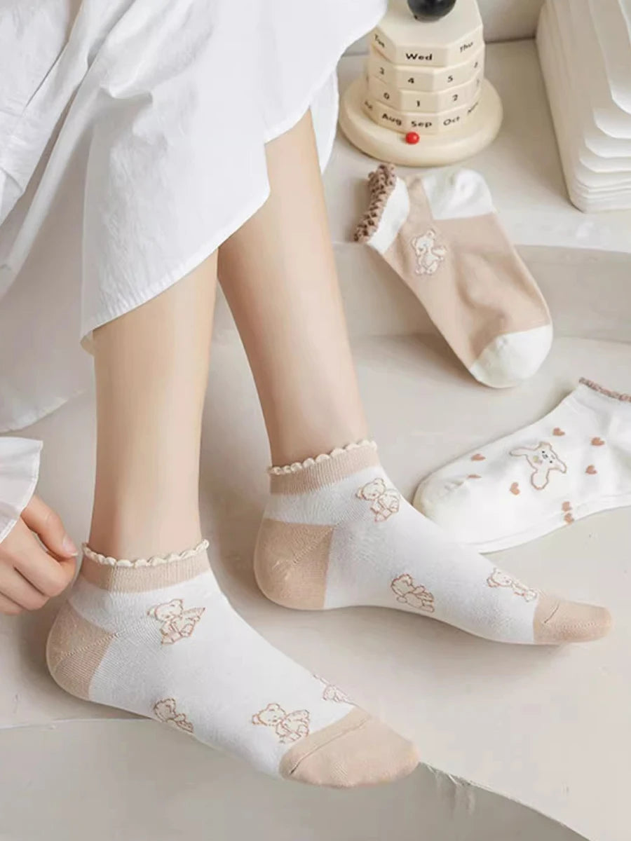5 Pairs Cute Women Short Socks Cartoon Print Boat Socks Comfortable Breathable Sock Ankle Low Cut No-Show Bear Hearts Print