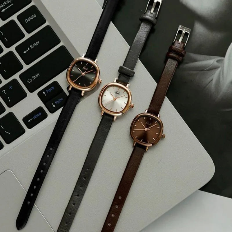 Kegllect Ladies Vintage Quartz Watch Women Classic Small Square Dial PU Strap Watches Jam Tangan Perempuan