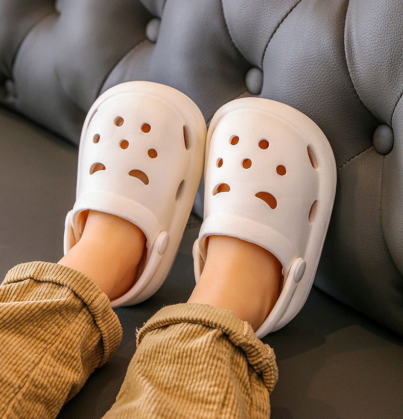 2023 Boys Girls Summer Kids Clogs Children's Hole Shoes Infant Indoor Slippers Non-Slip Beach Sandals Toddler Baby Home Shoes