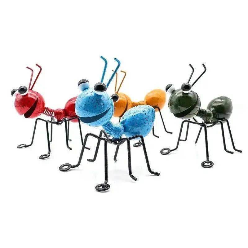 1 Pcs Creative Animal Crafts Home Decoration Crafts Iron Art Metal Ant Wall Hanging Crafts Outdoor Garden Cute Bionic Gift