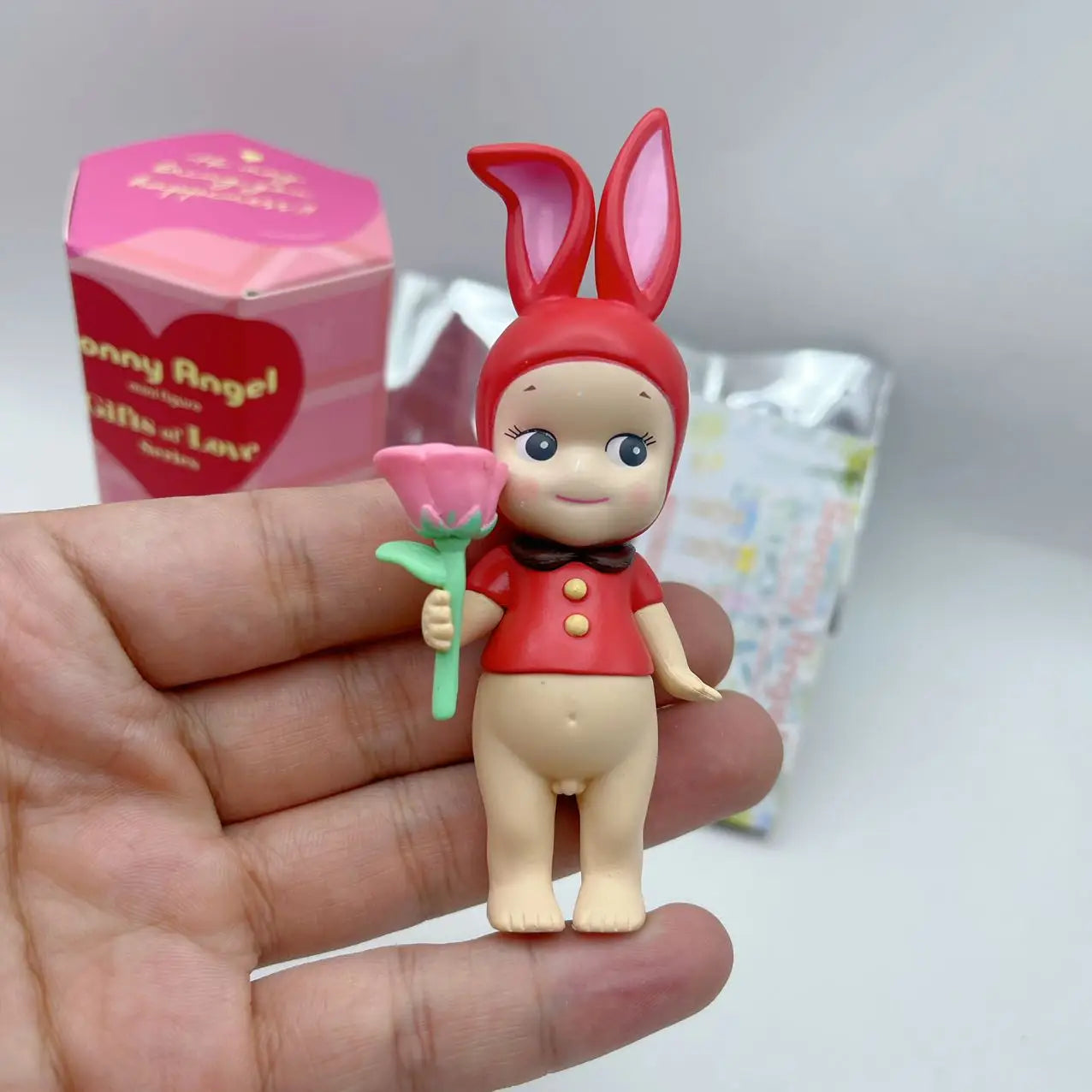 The latest Love gift series hand office desk car decoration holiday gift toy