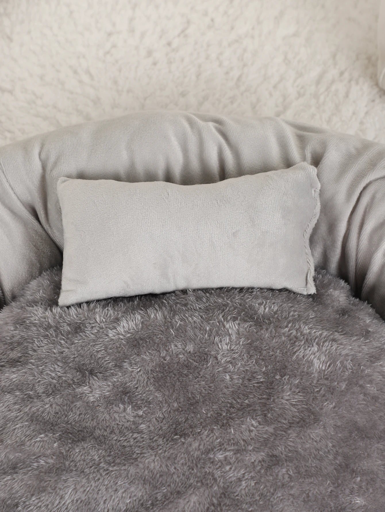 Pet Beds Small Dogs Puppy Bed Sofa Dog Accessorys Accessories Plush Medium Basket Warm Washable Fluffy Kennel Pets Products