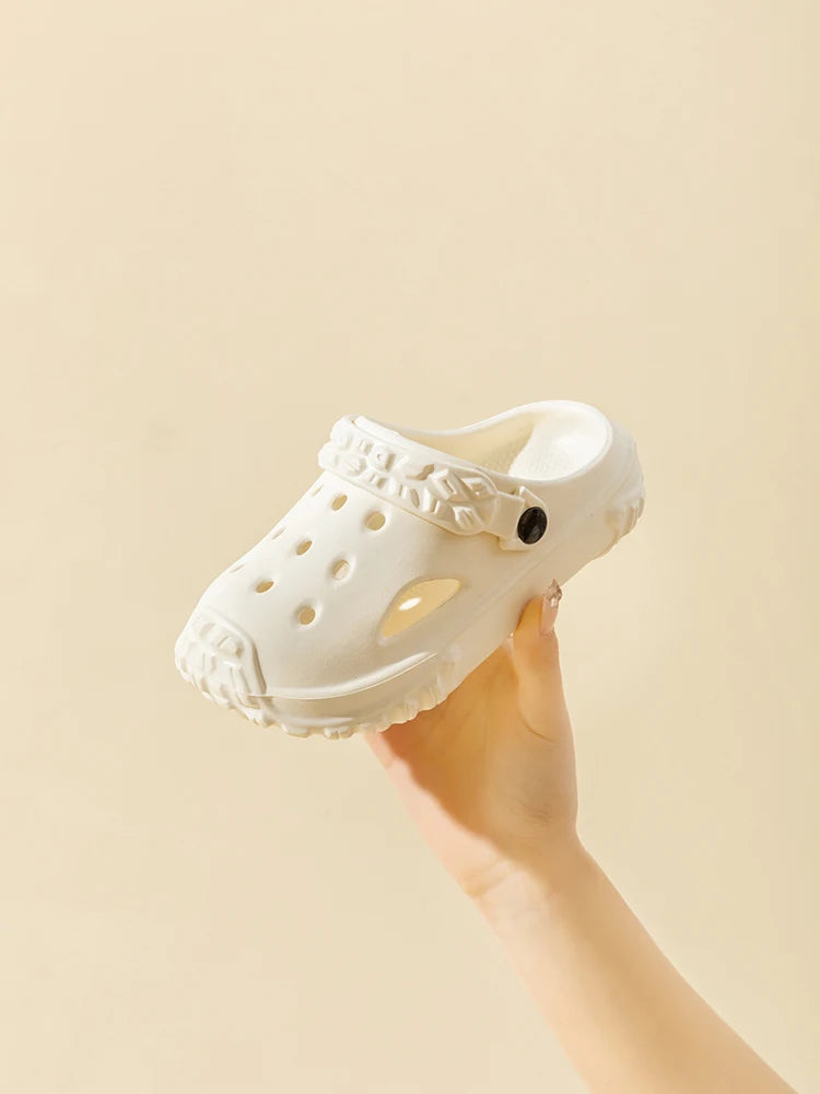 Cute Non-slip girls clogs sandals garden shoes cartoon child baby sandals summer kids slippers high quality beach kids sandals