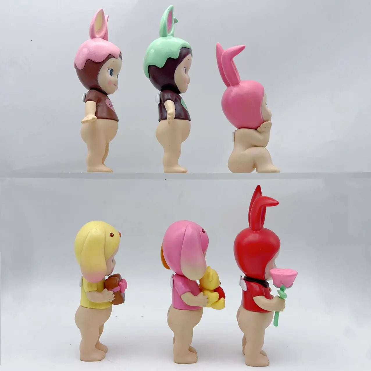 The latest Love gift series hand office desk car decoration holiday gift toy
