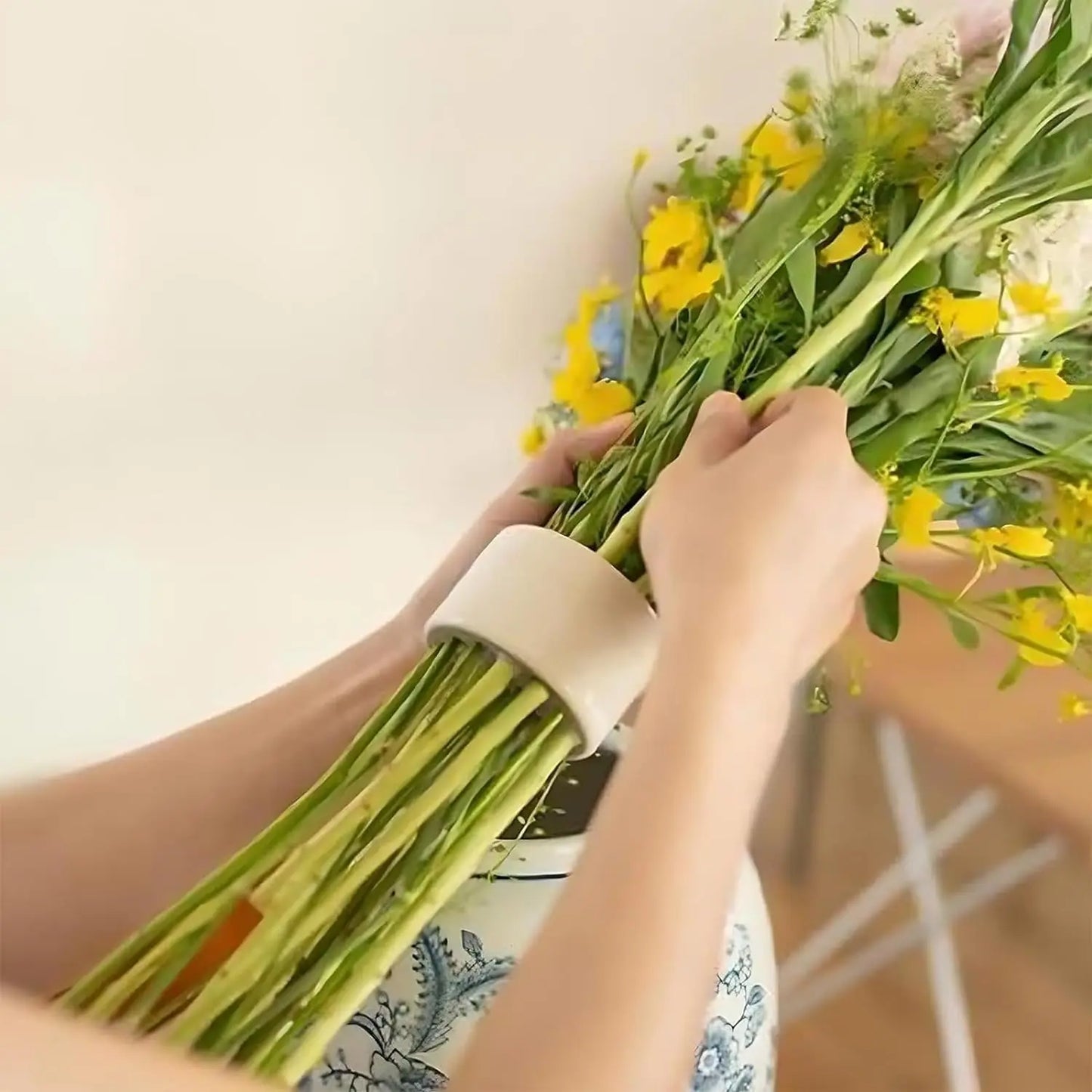 Spiral Flower Stand Ring Spiral Flower Pole Stand Bottle Flower Stand Spiral Diy Bouquet Twist Floral Stand Flower Stand
