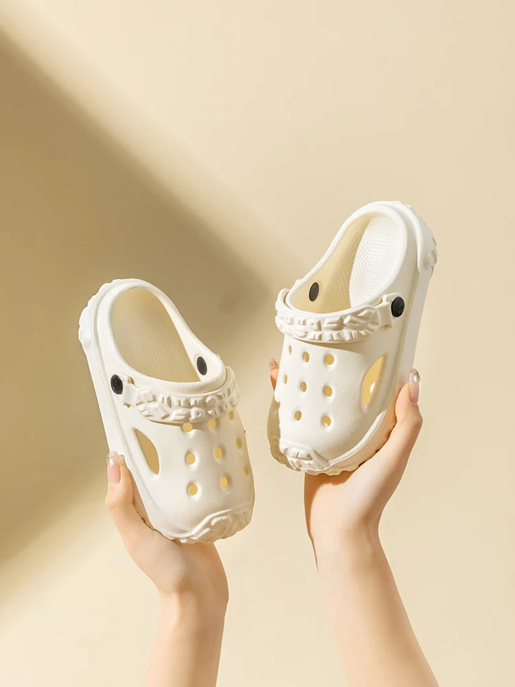 Cute Non-slip girls clogs sandals garden shoes cartoon child baby sandals summer kids slippers high quality beach kids sandals