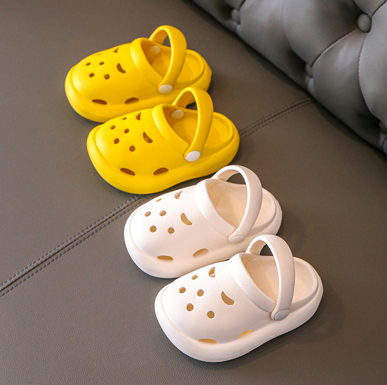 2023 Boys Girls Summer Kids Clogs Children's Hole Shoes Infant Indoor Slippers Non-Slip Beach Sandals Toddler Baby Home Shoes
