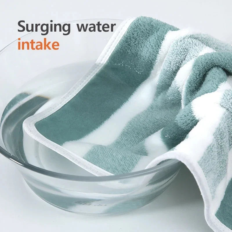 Thickened Absorbent Quick Drying Bath Towel Beach Towel Soft Face Towels Bathroom Men Women's Household Use For Home For couples