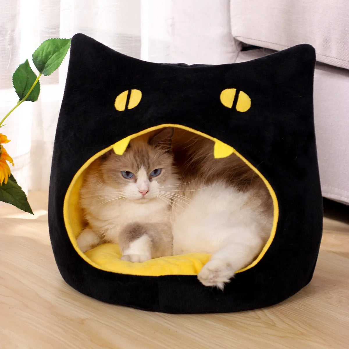 Cats Bed Halloween Goods Warm Houses and Habitats Winter Pet Christmas Puppy Accessories Dog All Kitten Supplies House Accessory