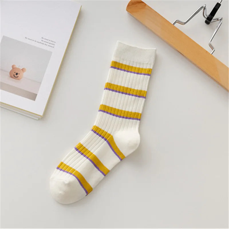 5 Pairs Of Korean Autumn And Winter Yellow Striped Socks Cute Casual Pure Cotton Socks Women's Sports Warm Socks Set