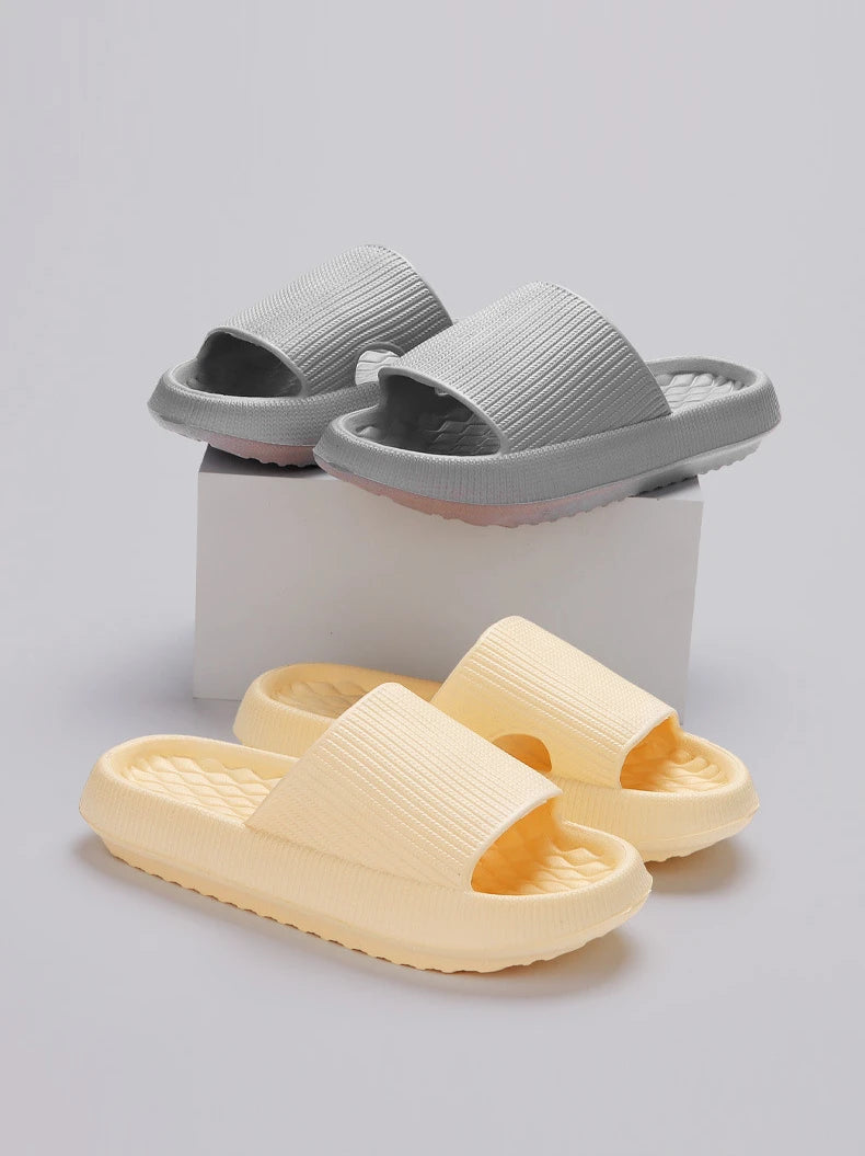 Women's Thick Platform Cloud Slippers EVA Soft Sole Pillow Slides Summer Beach Flip Flops Women Non Slip Bathroom Home Slippers