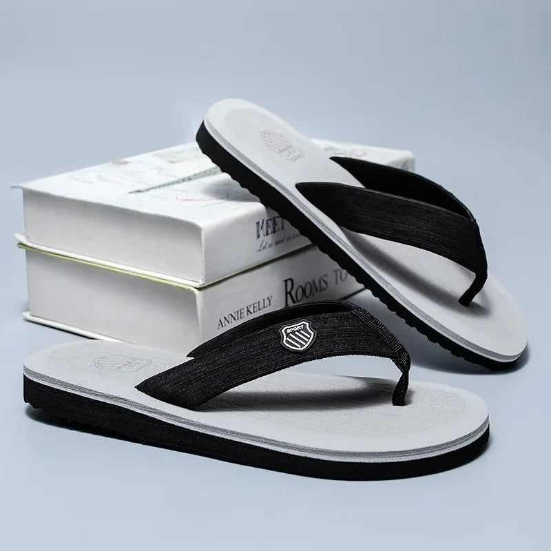 Hot Sale Men's Flip-flops Outdoor Casual Beach Slippers Soft Light Non-Slip Shoes Summer Slippers Men Shower 2023 Zapatos Hombre
